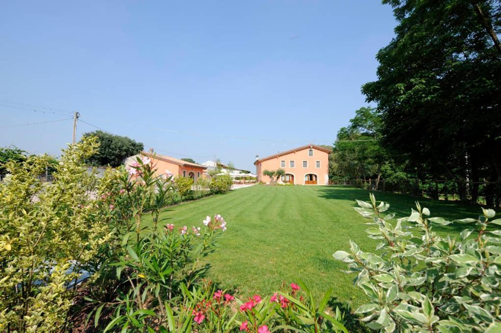 Agriturismo Corte Morandini Valeggio sul Mincio Exteriér fotografie